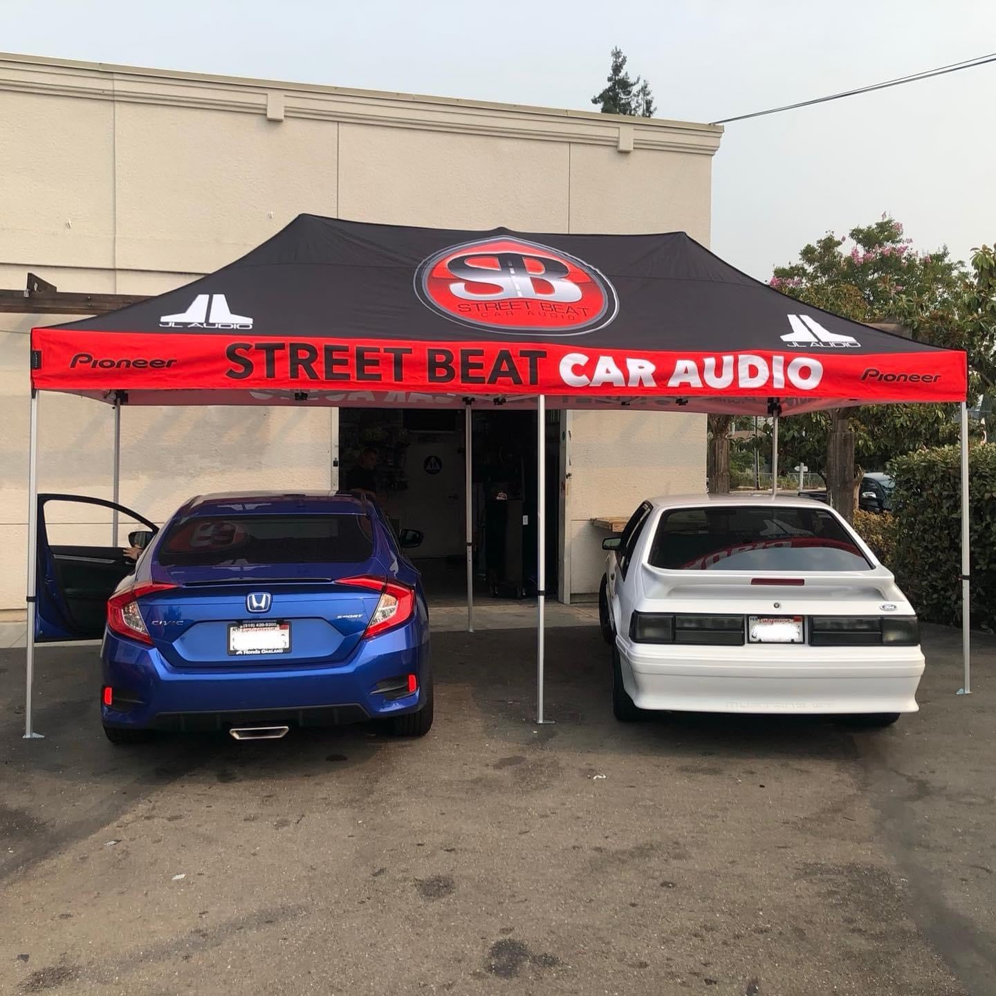 Custom Canopy Replacement Top made from durable, UV-resistant polyester fabric, featuring full-color printing for logos and graphics. Ideal for replacing worn-out canopy covers, providing weather-resistant protection and a professional look for outdoor events, trade shows, and markets.